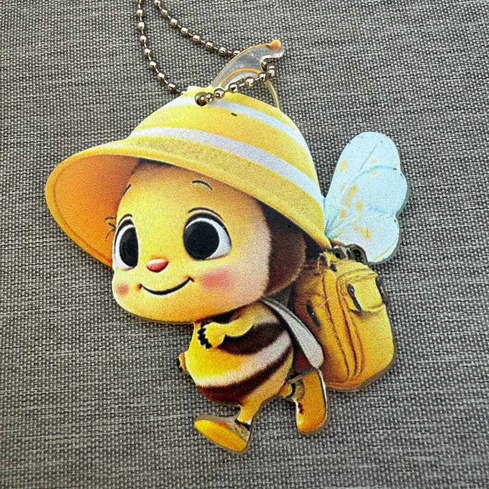 Bee Flat Shape Keychain